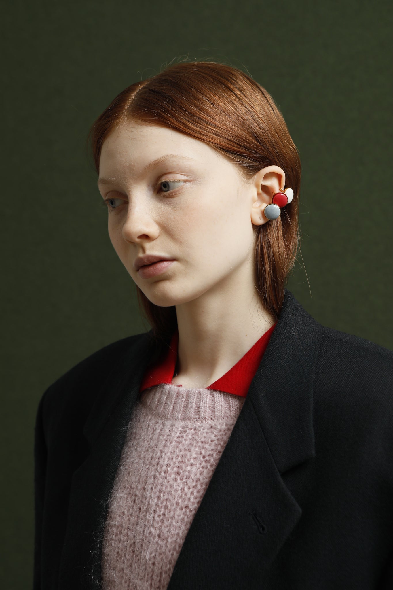 CIRCLE HELIX EARRING GREY