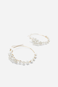 MORIBANA HOOP EARRINGS WHITE