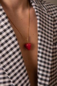 STRAWBERRY NECKLACE