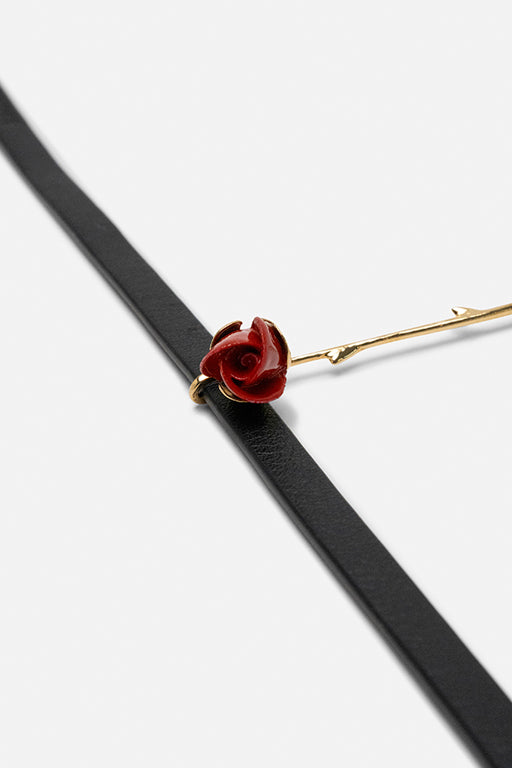 ROSEBUD STEM LEATHER CHOKER